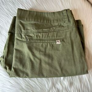 Puma Mens Green Chino Style Flat Front Shorts Size Large